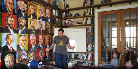 Pete Hegseth educando en casa a sus hijos