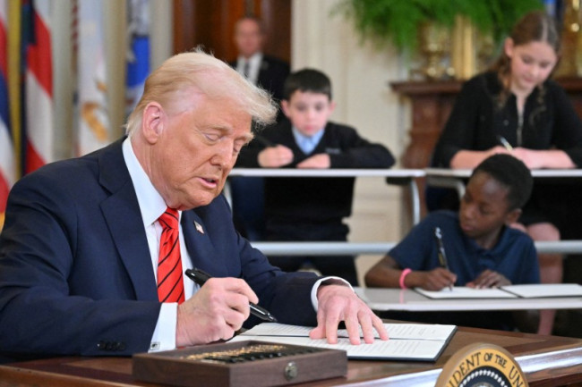 La Corte Suprema da luz verde a Trump para desmantelar el Departamento de Educacin