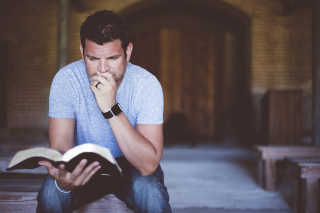 El 58% de los estadounidenses afirma que la Biblia transform sus vidas