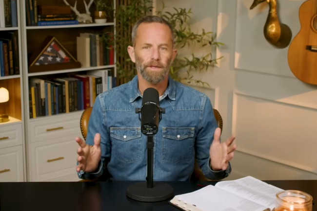 Kirk Cameron defiende la teolog�a antib�blica del aniquilacionismo.